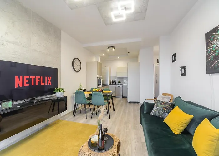 Lumina Apartments With Parking Near Atlas Arena