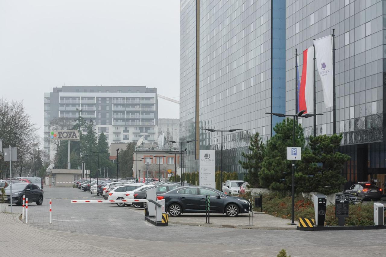 Lumina With Parking Near Atlas Arena Łódź